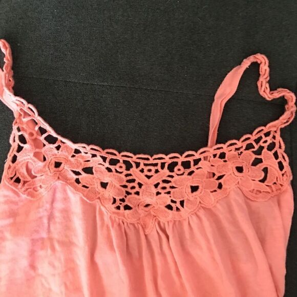 LF Coral Tank - Size M - Like New - Emma and Sam - Pink / Coral Tank - Picture 2 of 3